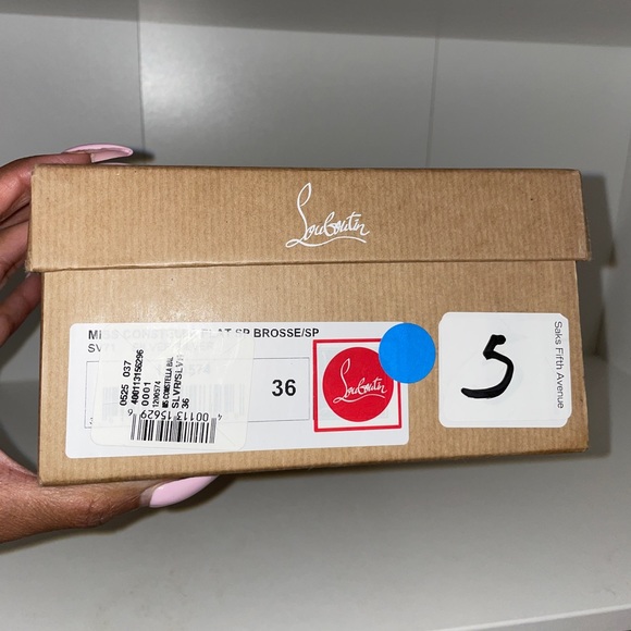 LOUBOUTIN MISS CONSTELLA FLAT - Picture 4 of 4